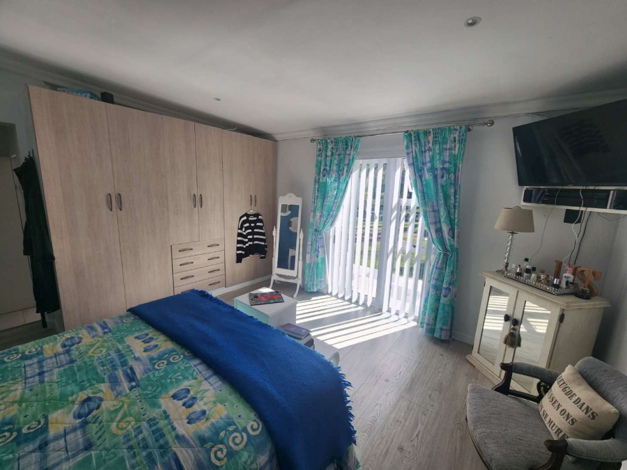3 Bedroom Property for Sale in Stilbaai Western Cape